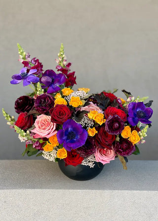 NO. 139. Witch's Pot Centerpiece