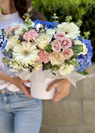 NO. 31. Gerberas Fantasy (roses, hydrangeas, gerberas, matthiolas)