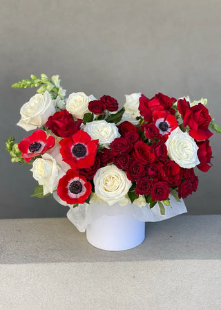 NO. 127. Anemone Amore (roses, anemones)
