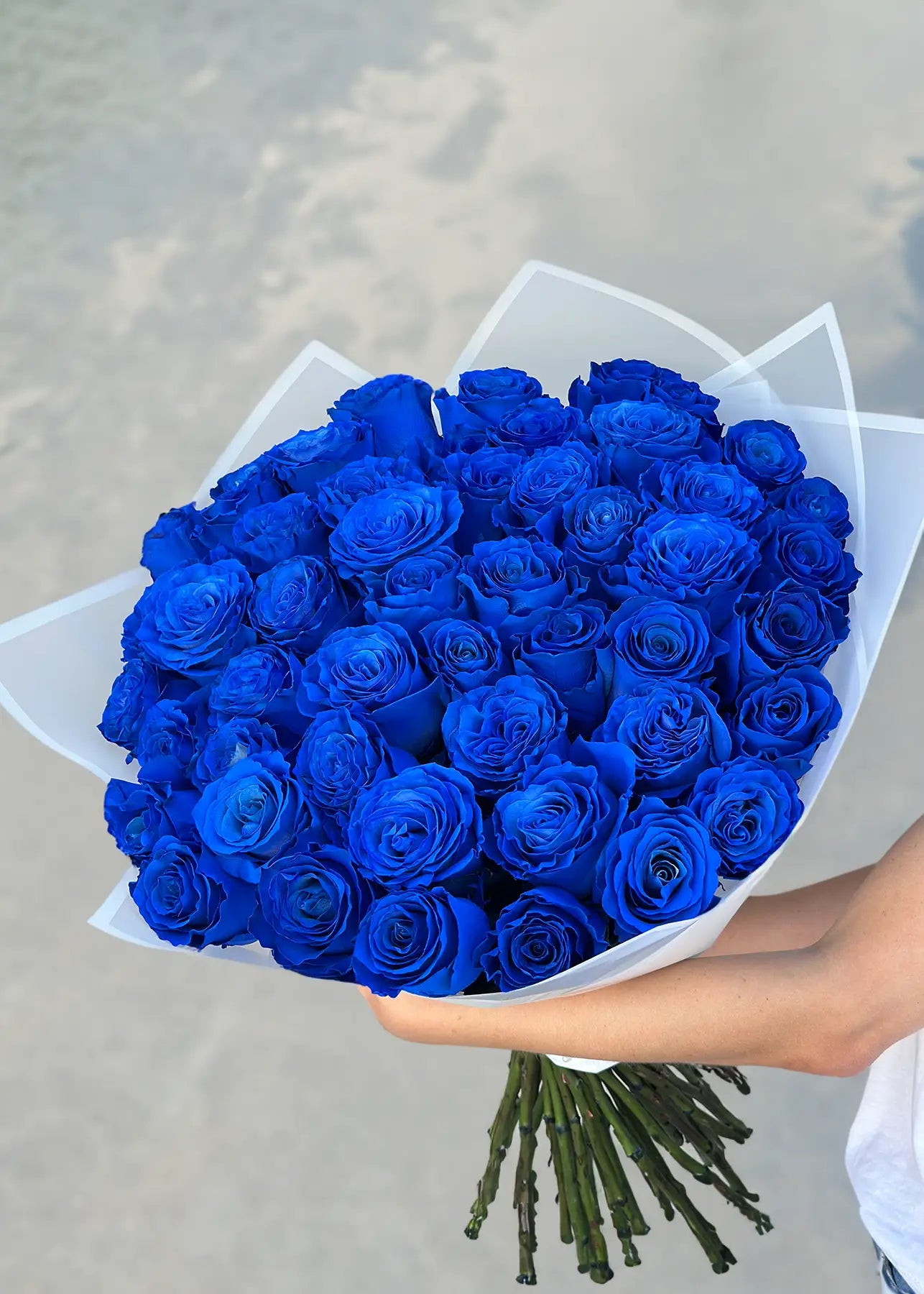 NO. 37. Blue Roses Sapphire Bouquet Cherry Blossom Flowers Delivery in LA