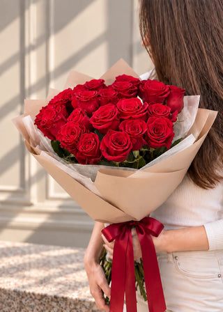 NO. 27. Bouquet Of Classic 25 Roses