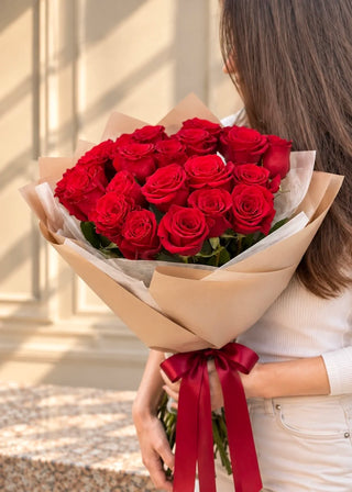 NO. 27. Bouquet Of Classic 25 Roses