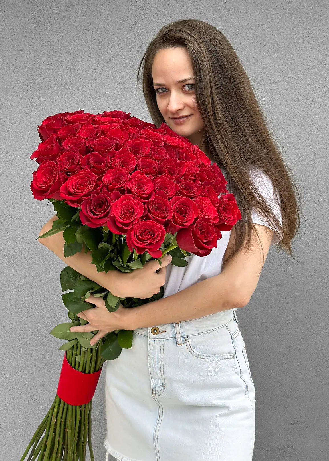 NO. 28. Super Long Stems Red Roses