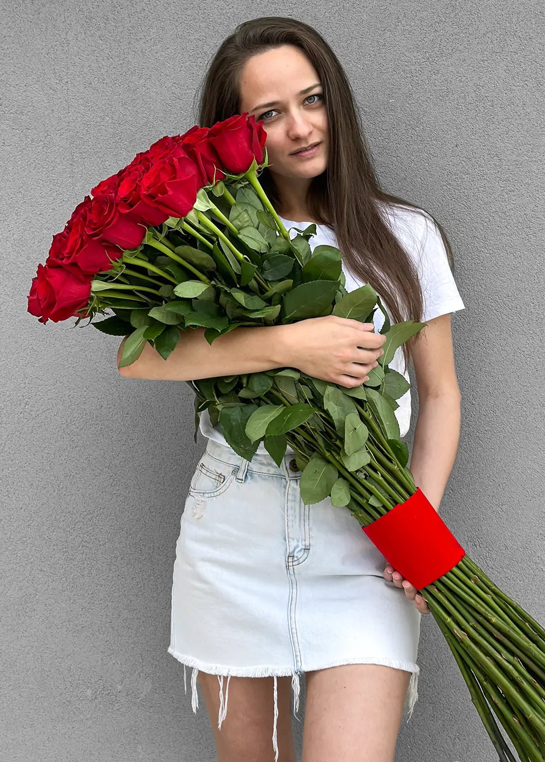 NO. 28. Super Long Stems Red Roses | Cherry Blossom | Flowers Delivery ...