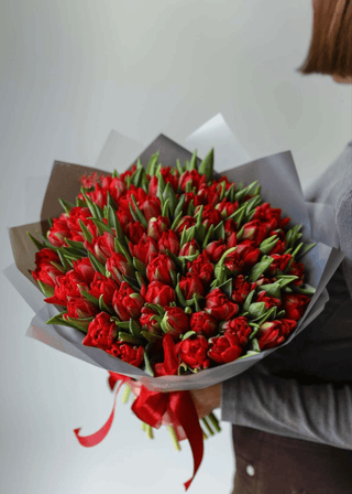 NO. 39. Gorgeous Red Tulips Bouquet